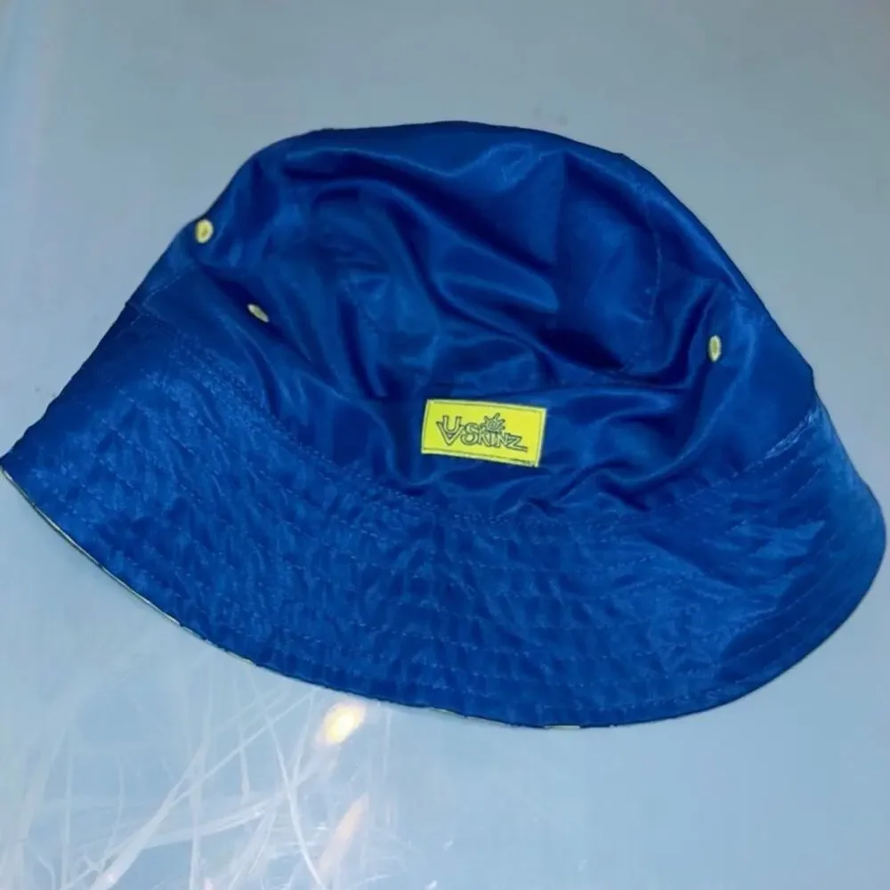 UV Skinz baby toddler reversible hat  Small and reversible size M hat